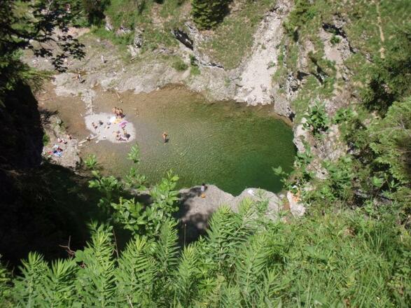 Erfrischung bei der Bergtour