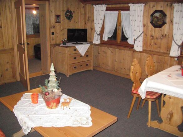 Wohnzimmer_Ferienwohnung_1
