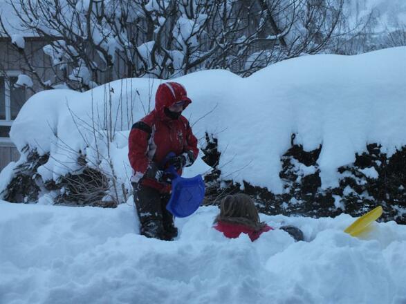 Aussen_Blick_aus_der_Wohnung_Richtung_Ornach_01
