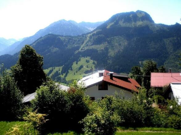 Ausblick Valentinsbergblick auf Alpenkette