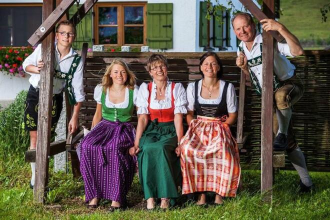 Fam X und C Hagenauer