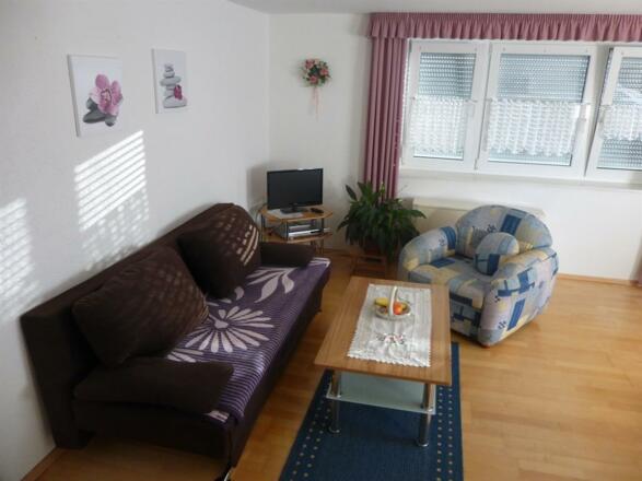 Wohnzimmer ausziebare Couch