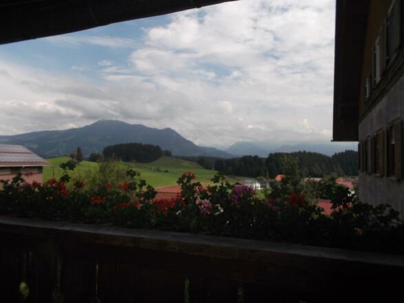 Blick von Ferienwohnung mit Balkon