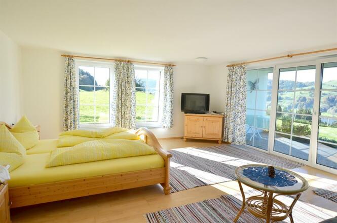 Ferienwohnung &quot; Bei der Linde&quot;