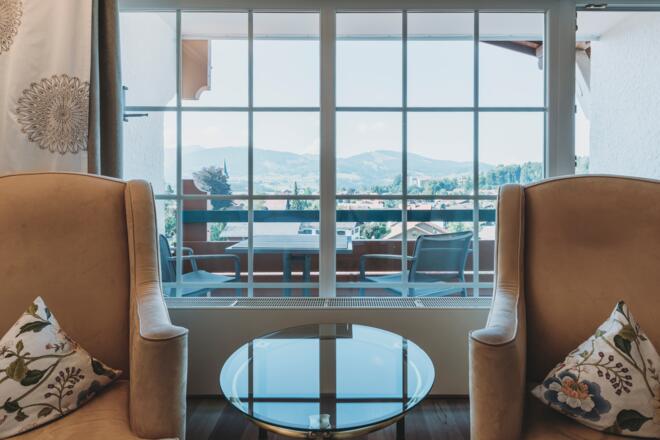 Zimmer mit traumhaftem Ausblick zur Nagelfluhkette