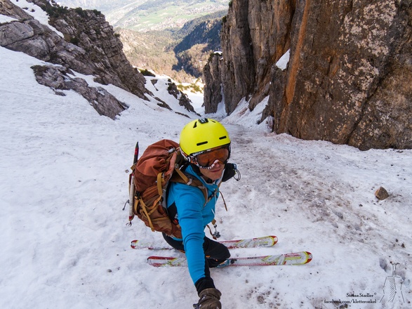 Abfahrt in der Felsengasse