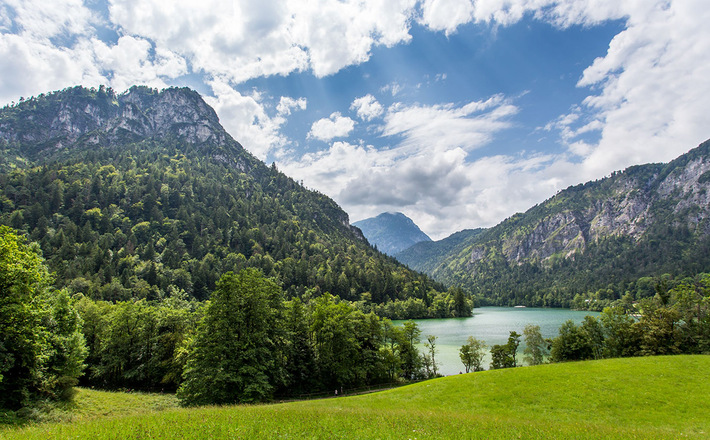 Der Thumsee: Eingebettet in der Reichenhaller Bergwelt