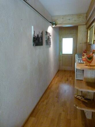 Treppenhaus Schuhregal