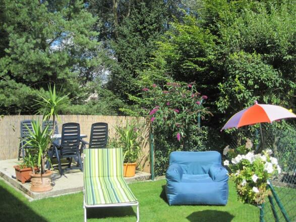 Freiluftterrasse und Liegewiese