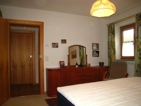 Fewo2 Schlafzimmer Toill.