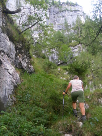 entlang des Nordwandfußes