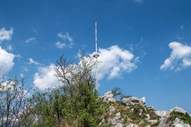 Der Maibaum auf dem kleinen Barmstein