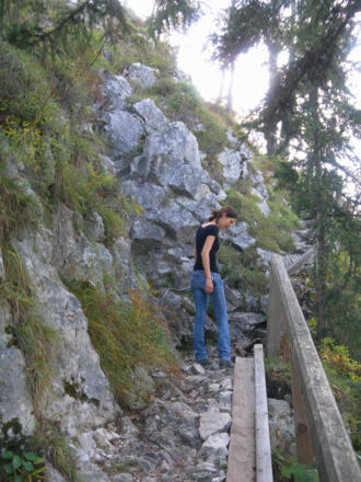 gut gesicherter Steig