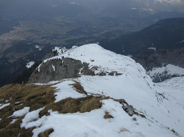 Variantenabfahrt auf dem Rücken vom Hohen Brett zur Brettgabel