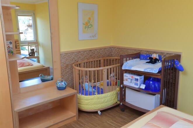 "Sonnenperle" Kinderecke im Schlafzimmer