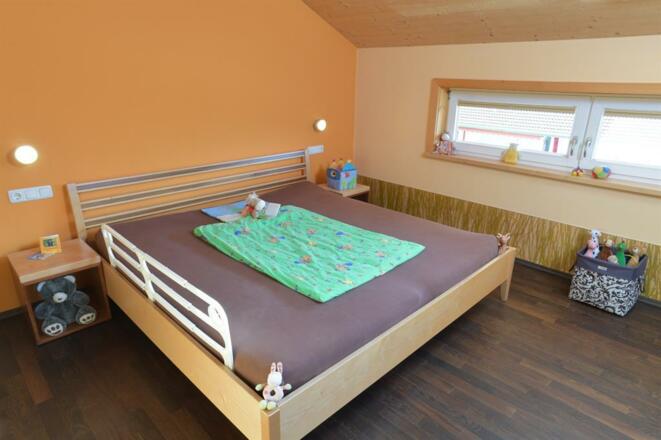 "Edelstein" großes Schlafzimmer