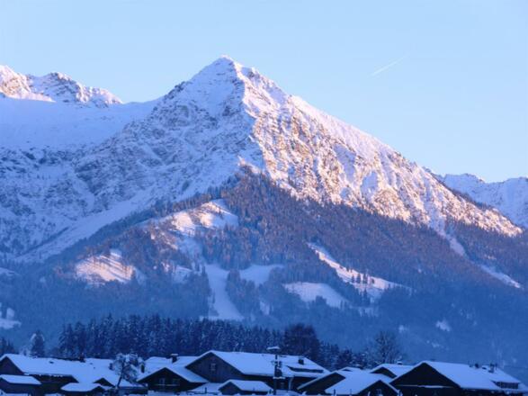 Wir haben freien Bergblick nach allen Seiten