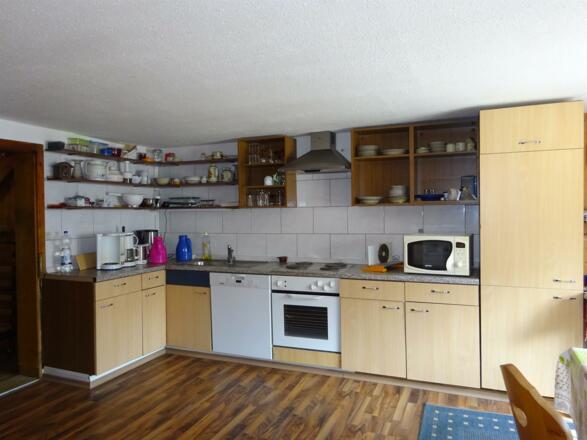 Gemeinschaftsküche mit Kochgelegenheit