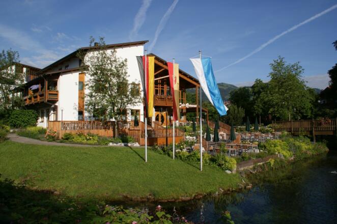 Fischen im Allgäu liegt direkt an den bayerischen Alpen