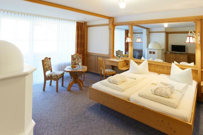 2018_09_Zimmer_Aurikel_DirkRoth_web(8)