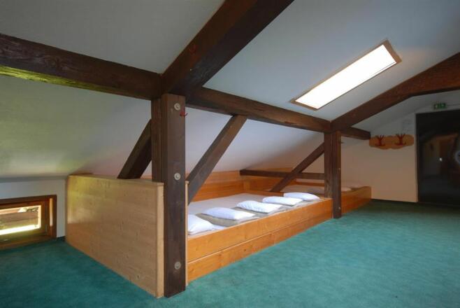 Im großen Lager finden 25 Personen Platz