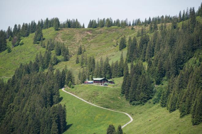 Das Berghaus Schwaben liegt unterhalb des Ochsenkopfes in Bolsterlang im Allgäu