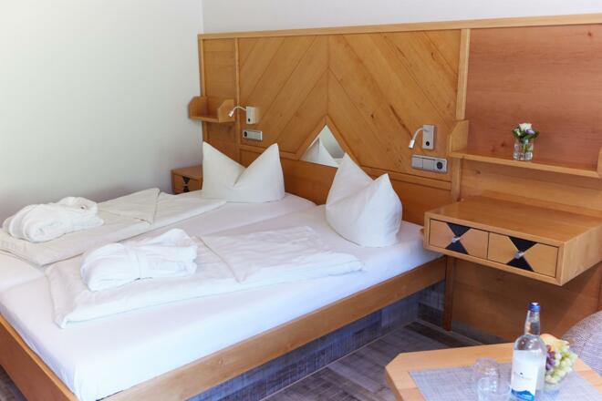 2018_09_Zimmer_Sonnenröschen_DirkRoth_web(9)