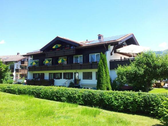 Unsere Bergheimat von hinten