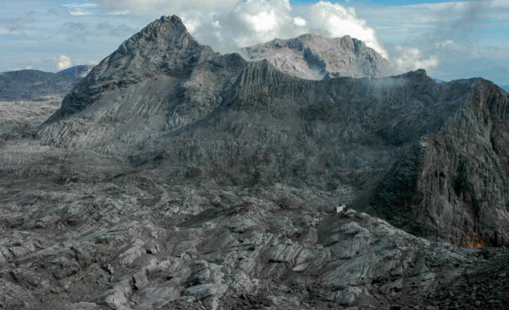 Schönfeldspitze mit Riemannhaus