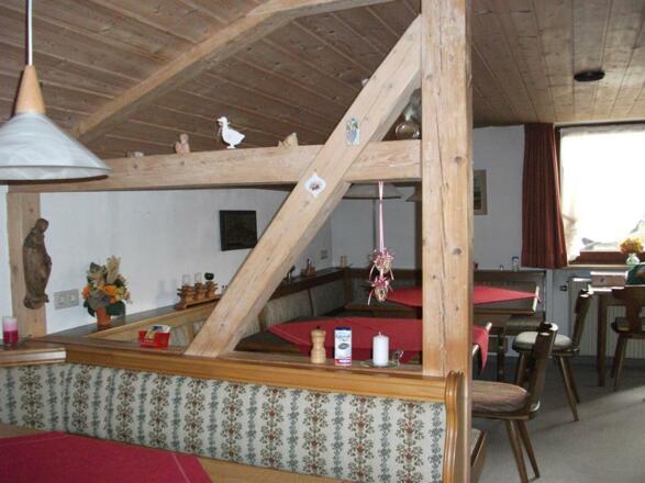 Frühstücksraum im Gästehaus Koros