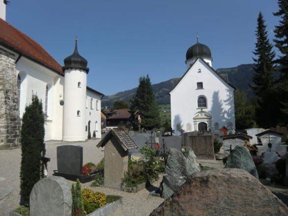 Friedhof mit Kappelle