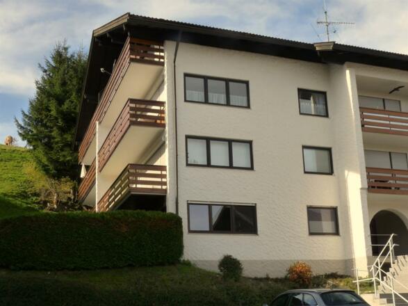 Aussenansicht, Parkplätze vorhanden