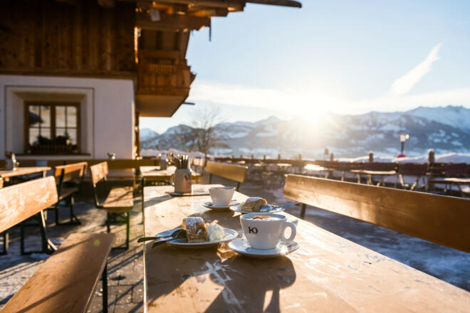 Terrasse mit Aussicht - Schlitte Hitte in Ofterschwang im Allgäu