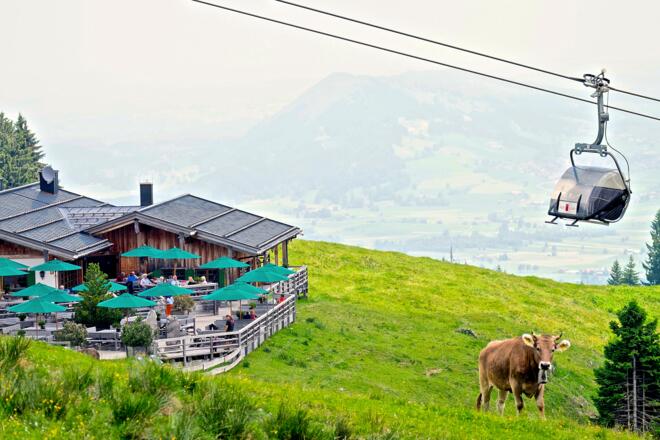 Weltcup-Express und Weltcup-Hütte in Ofterschwang