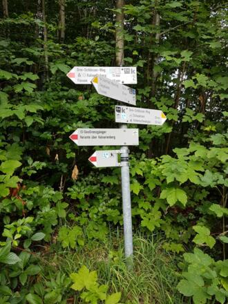 Beschilderung zum Kalvarienberg