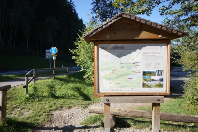 Parkplatz Baumkronenweg Start GeogrenzGänger