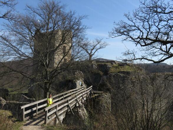 FXT-Station Federn ~ Burganlage Neideck