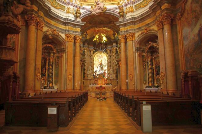 Innenansicht der Klosterkirche Weltenburg