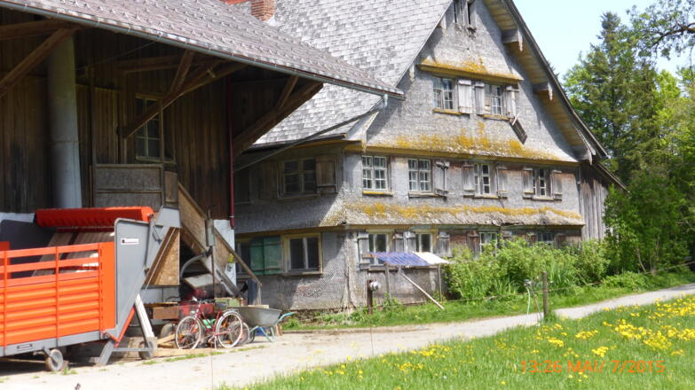 Altes Gehöft am Aufstieg