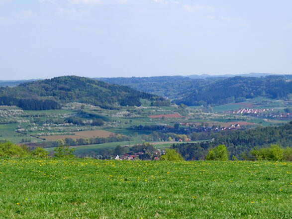 Blick nach Nordost in die Fränkische Landschaft