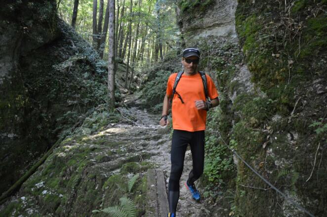 FS-Trailissimo ~ schmale Pfade in,an,durch Felsen in der Fränkischen Schweiz