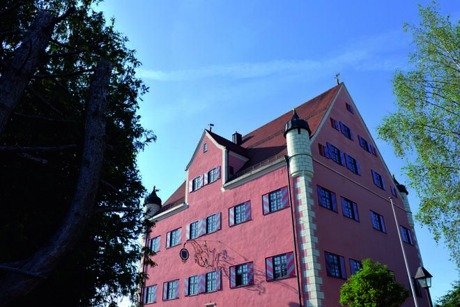 Das rote Schloss in Unterthingau