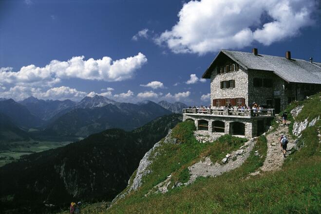Blick zur Bad Kissinger Hütte