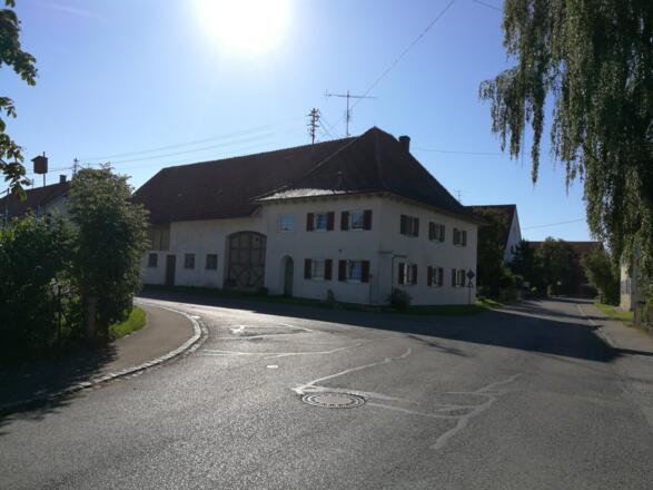 Richtung Attenhausen