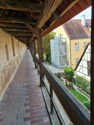 Schleifenroute - Nördlingen komplett überdachte Stadtmauer