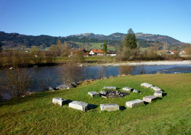 Feuerstelle an der Iller bei Sonthofen