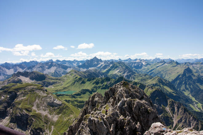 Rückblick über den Grat zum Schrecksee vom Gipfel