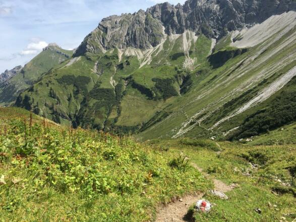 Ausblick unterhalb des Himmelecksattels.