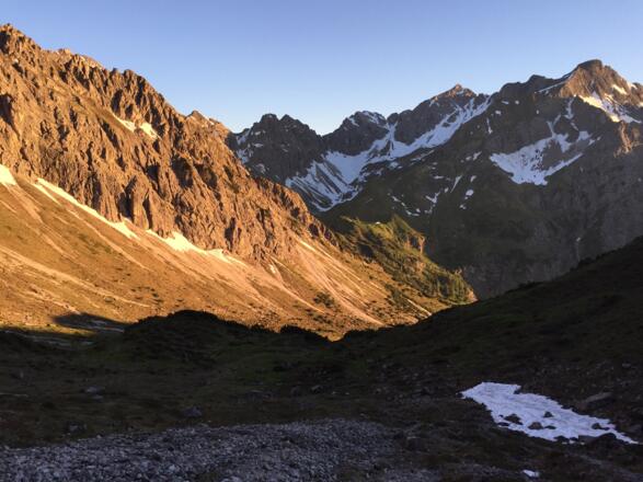 Abendrot an der Fiderepasshütte