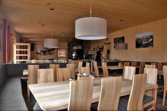 Waltenbergerhaus, Gastraum